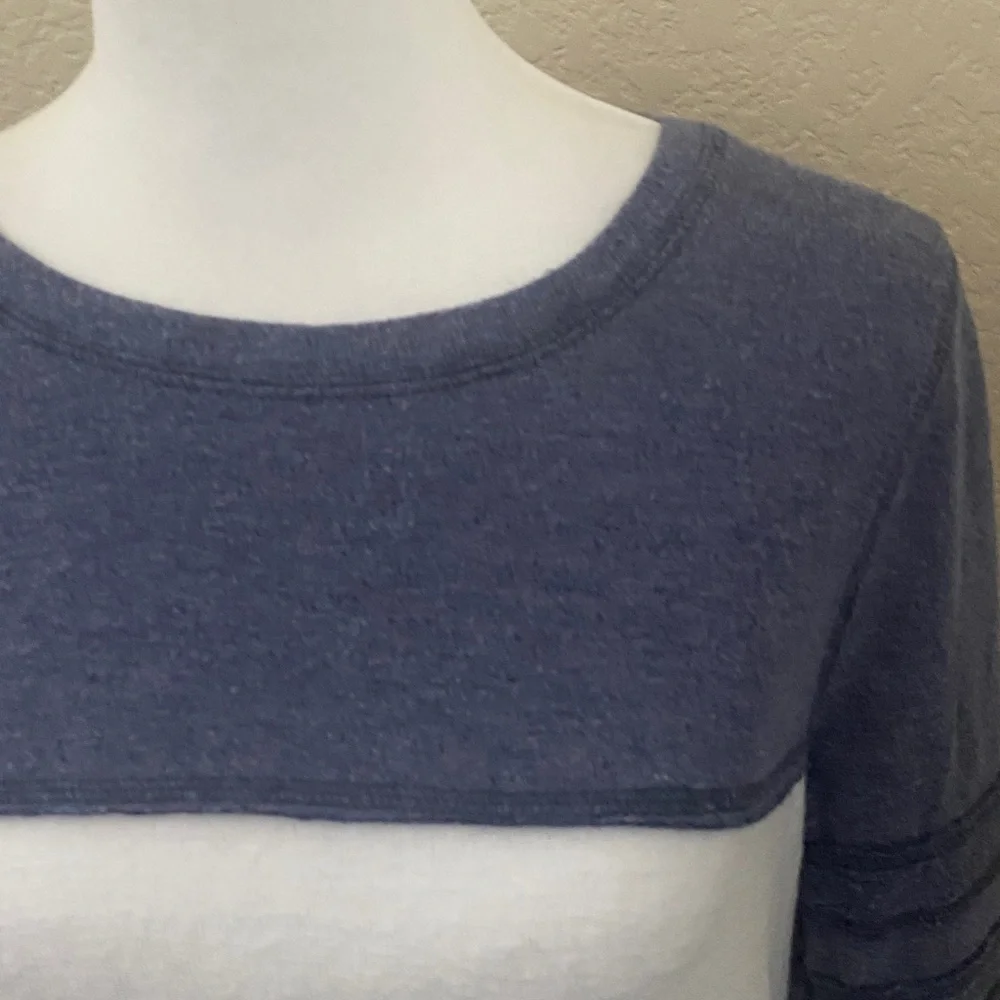 Billabong Women's Blue and White 3/4 Sleeve Tee. Soft and cozy. Size S.